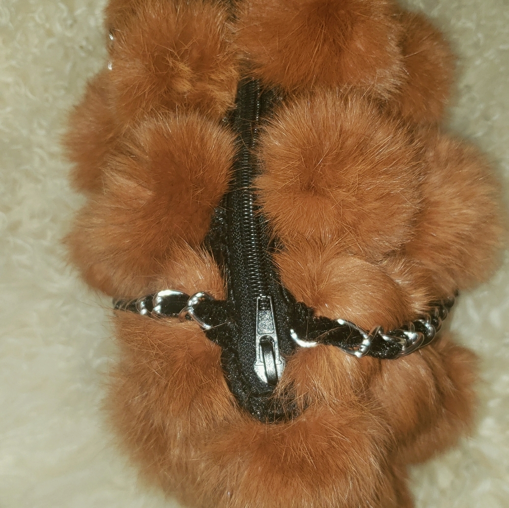 Genuine Rabbit Fur Handbag - Picture 2 of 4